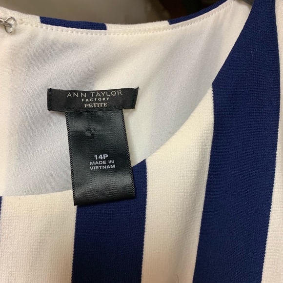 Ann Taylor Dress - Picture 2 of 3